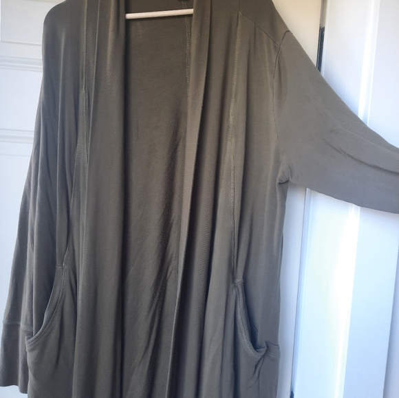 Athleta Sweaters - Athleta Pranayama Long Wrap size XL